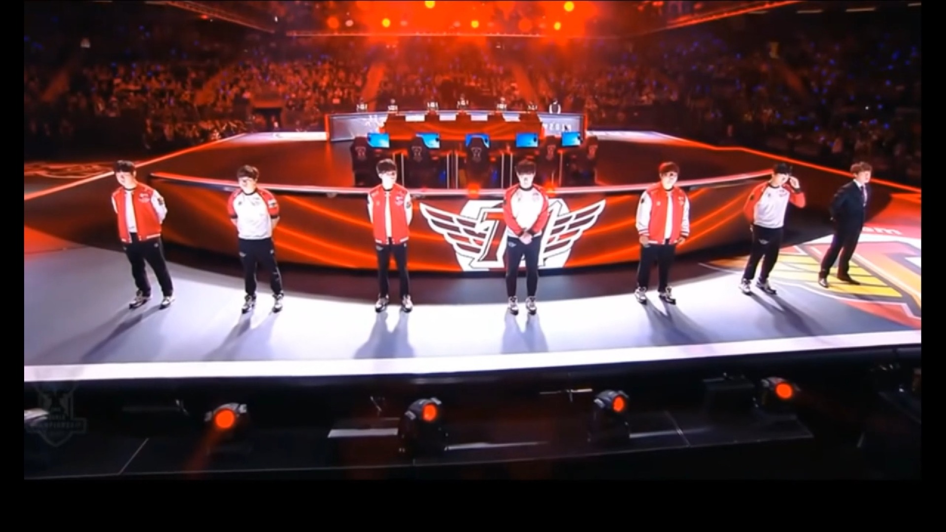 包含Scout关键节点大胜，SKT带队取胜！的词条