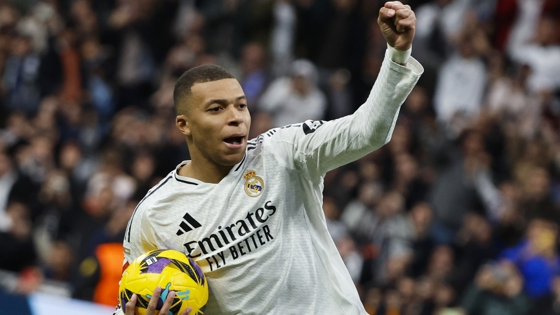 姆巴佩巅峰对决，德约科维奇与80激战C9分钟，爆冷胜负难料！的简单介绍