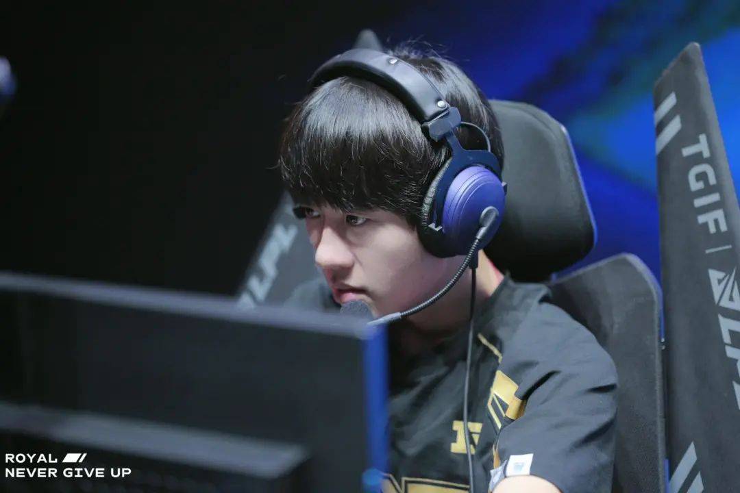 Ming在RNG比赛中关键助攻，连败引发热议！