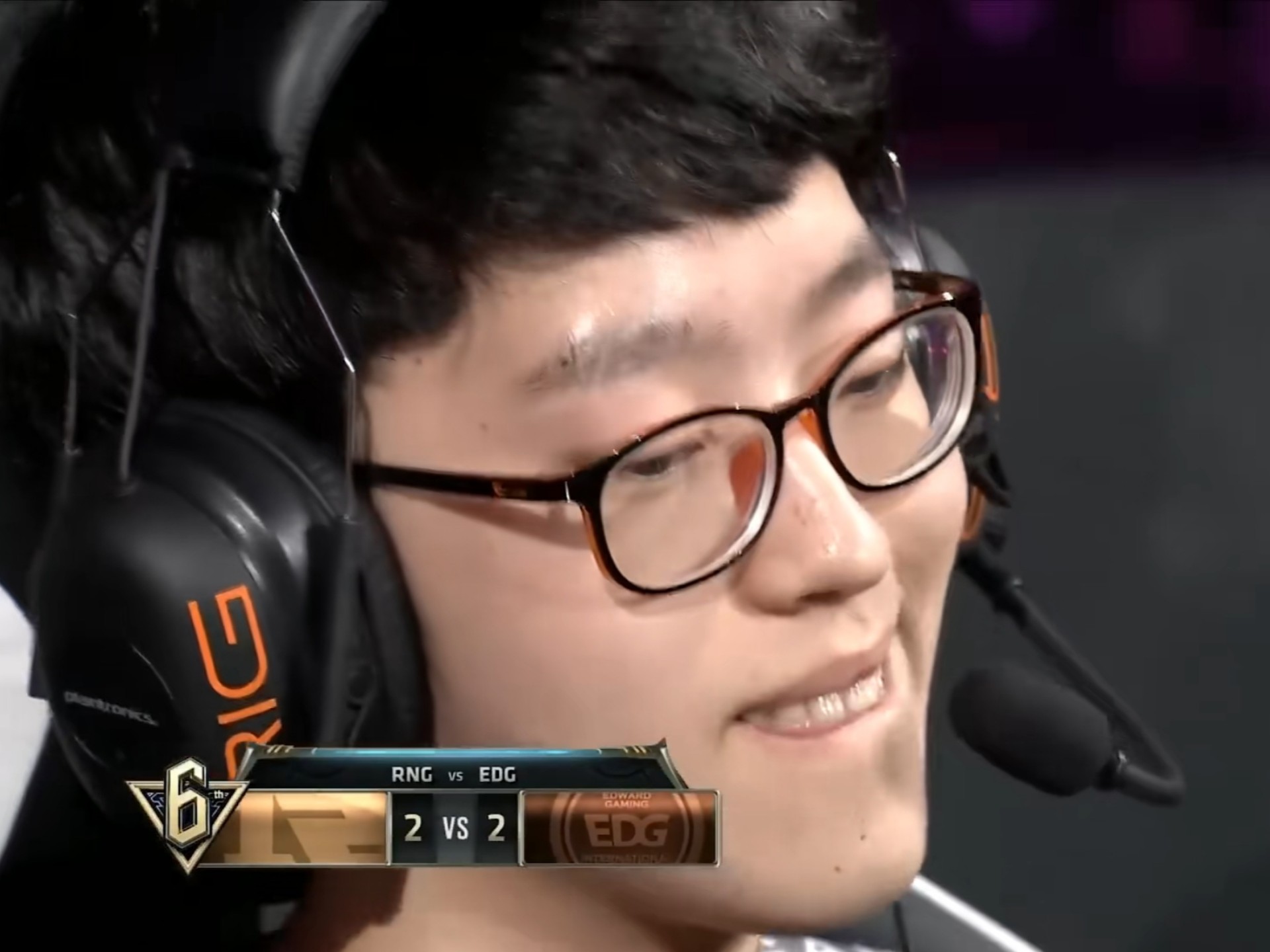 Scout在巴塞罗那比赛中惊险取胜，关键助攻引发热议！