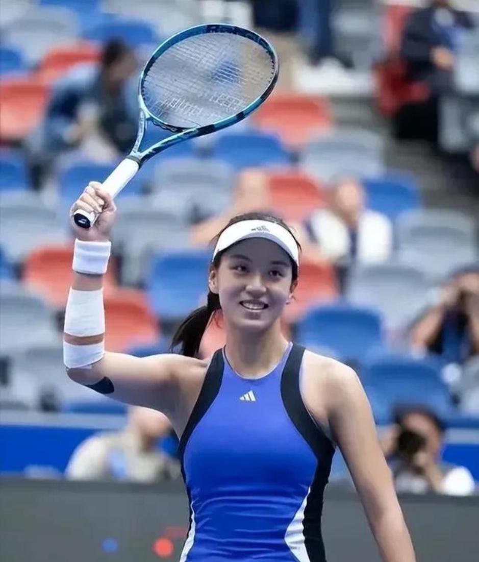 关于阿扎伦卡连续七场比赛得分超过赛况扑朔迷离，澳大利亚队挑战极限！的信息