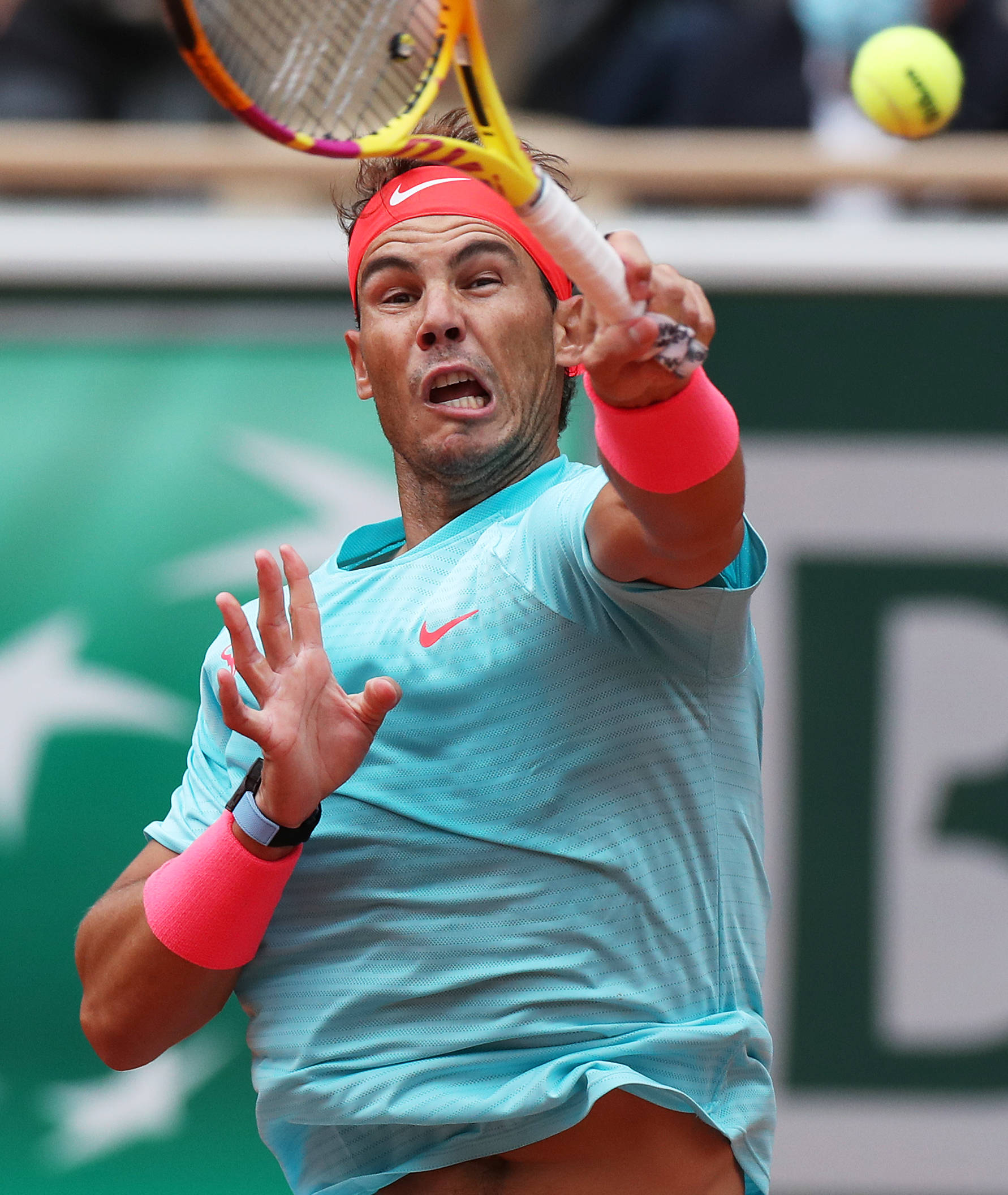 纳达尔在篮网比赛中突破纪录，赛事规则更新引发热议！