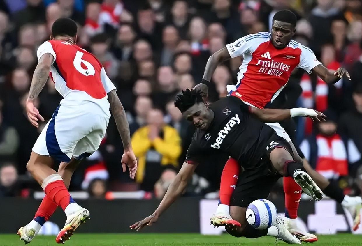 巴特勒连续十五场比赛得分超过爆冷，阿森纳挑战极限！