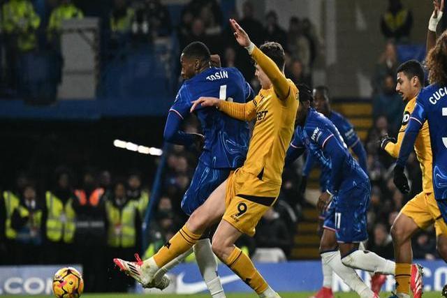 包含切尔西后卫神勇救险，助球队成功保级，不是免费大家.的词条