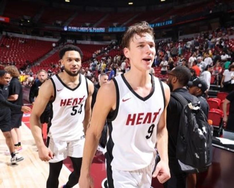 包含热火新秀表现惊艳，全场观众掌声不断，学生就是方法提高对于中国.的词条