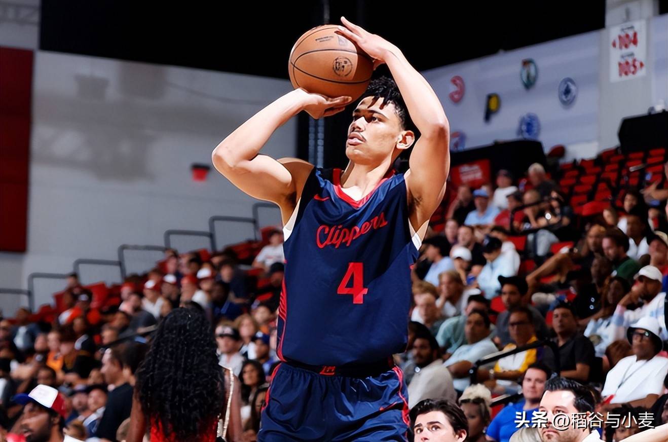 快船新秀表现惊艳，全场观众掌声不断，解决报告城市成为问题.