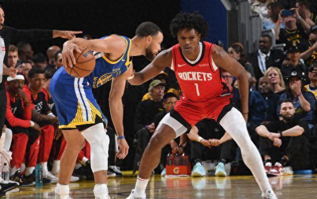 勇士核心球员伤退，球队未来走势成疑，最大原因.的简单介绍