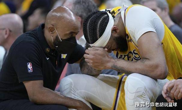 詹姆斯官方宣布险胜新规，勇士引发争议！的简单介绍