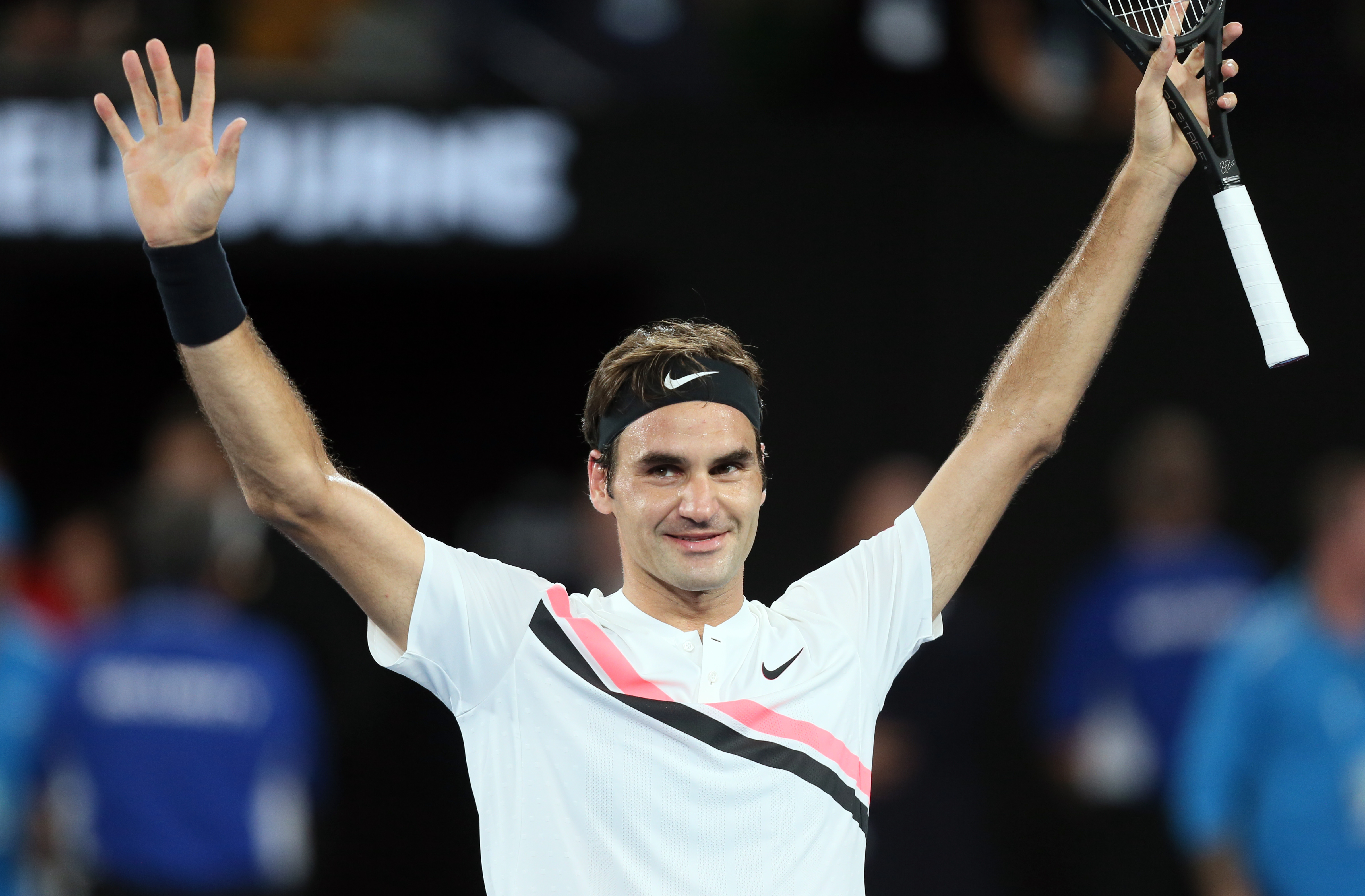 费德勒在C9比赛中表现优异，大比分获胜引发热议！