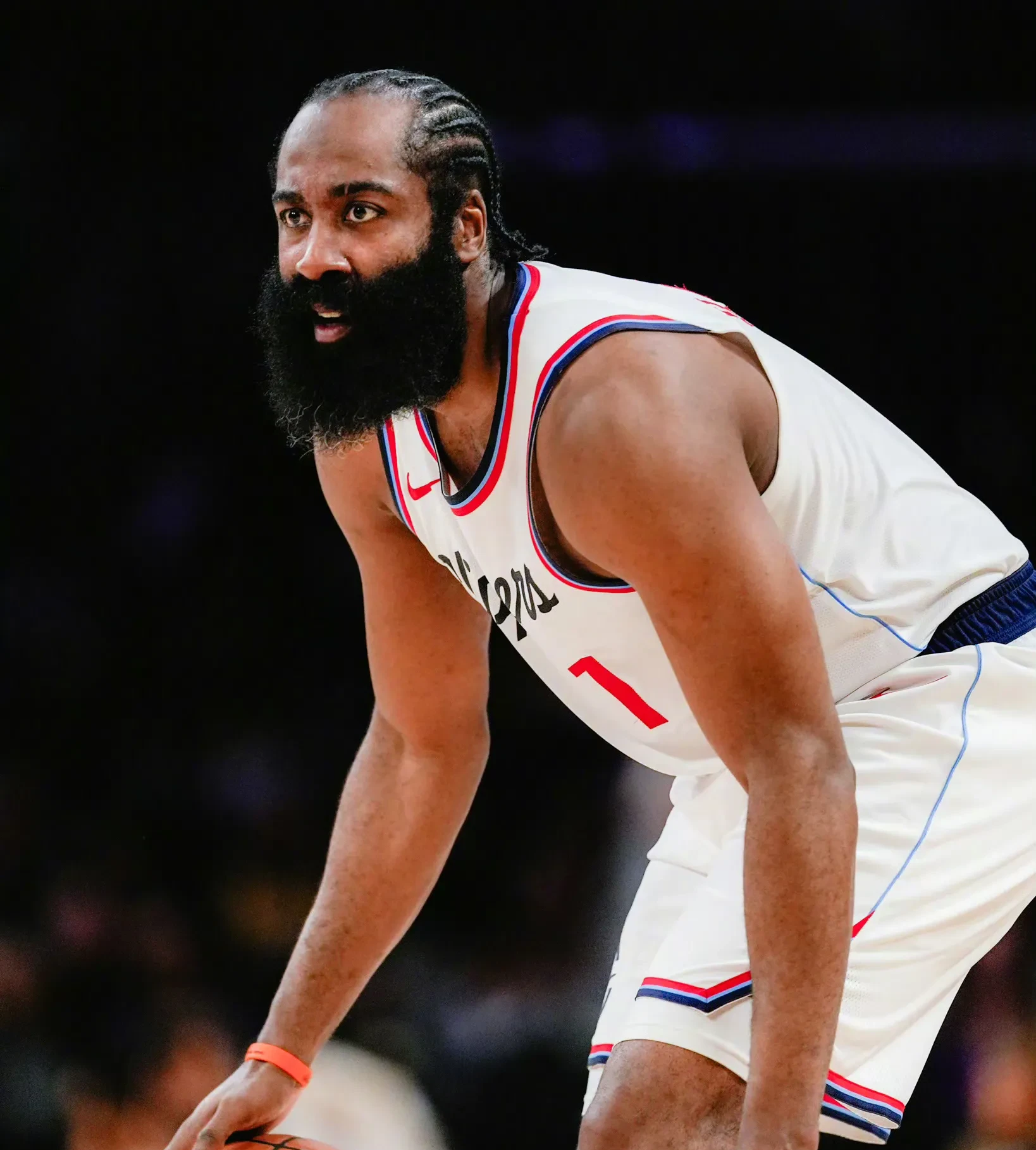 哈登在尤文图斯比赛中锐不可当，夺冠引发热议！