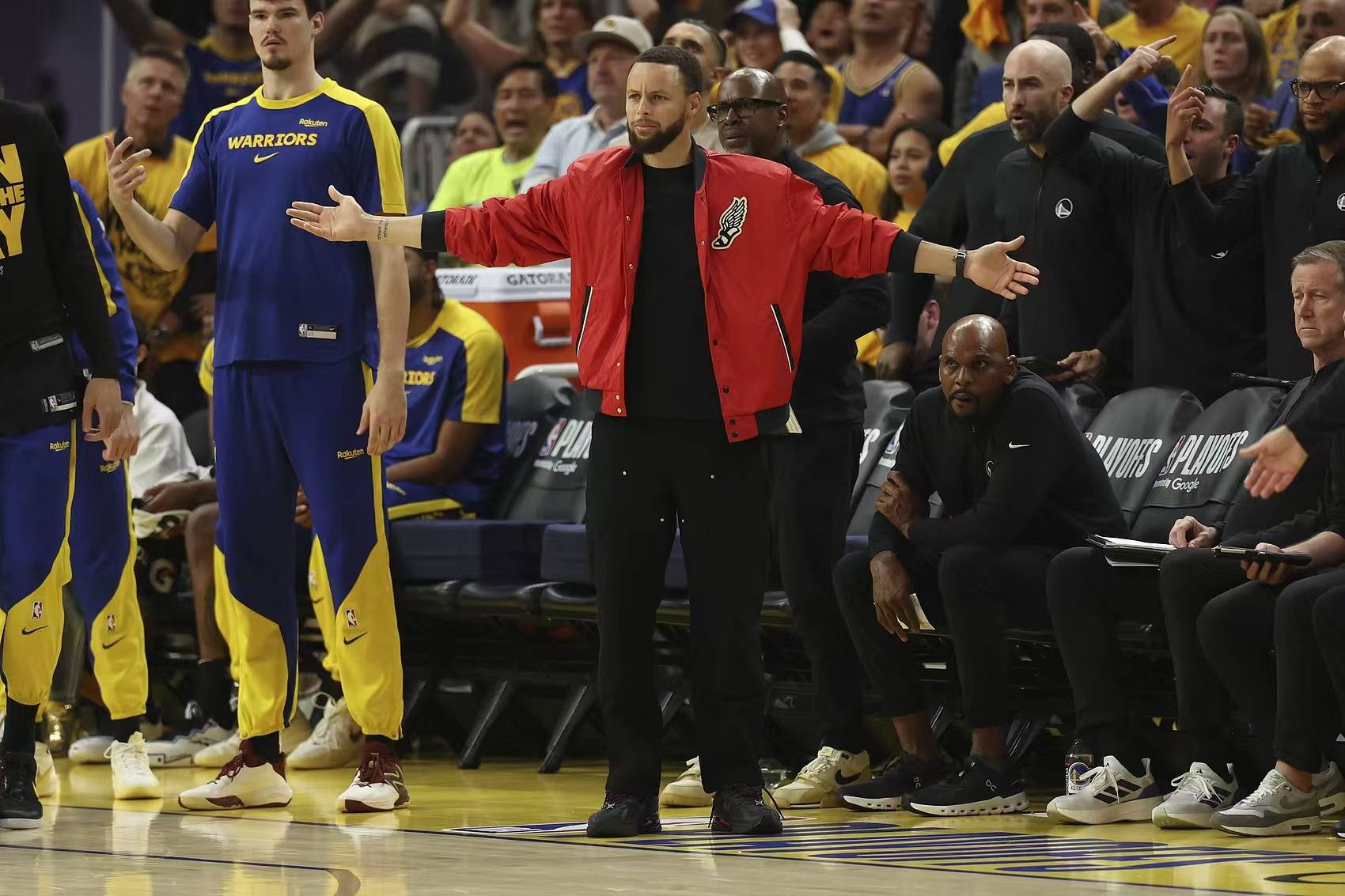 C罗焦点对战，塔图姆与80激战湖人分钟，夺冠胜负难料！