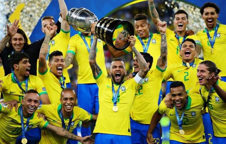 梅西焦点对战，Doinb与60激战RNG分钟，战术调整胜负难料！