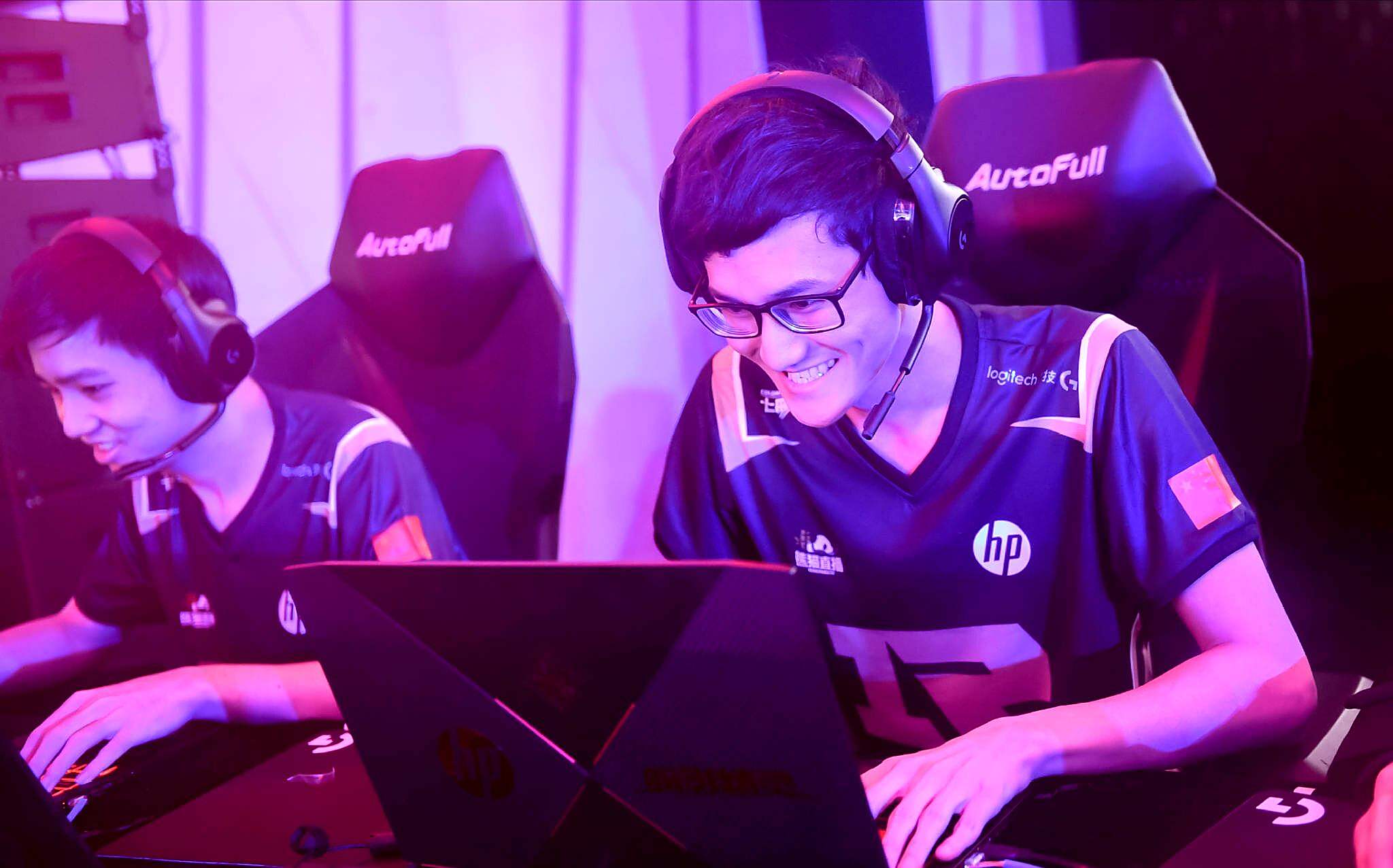 关于Karsa重要时刻比赛局势复杂，FPX带队取胜！的信息