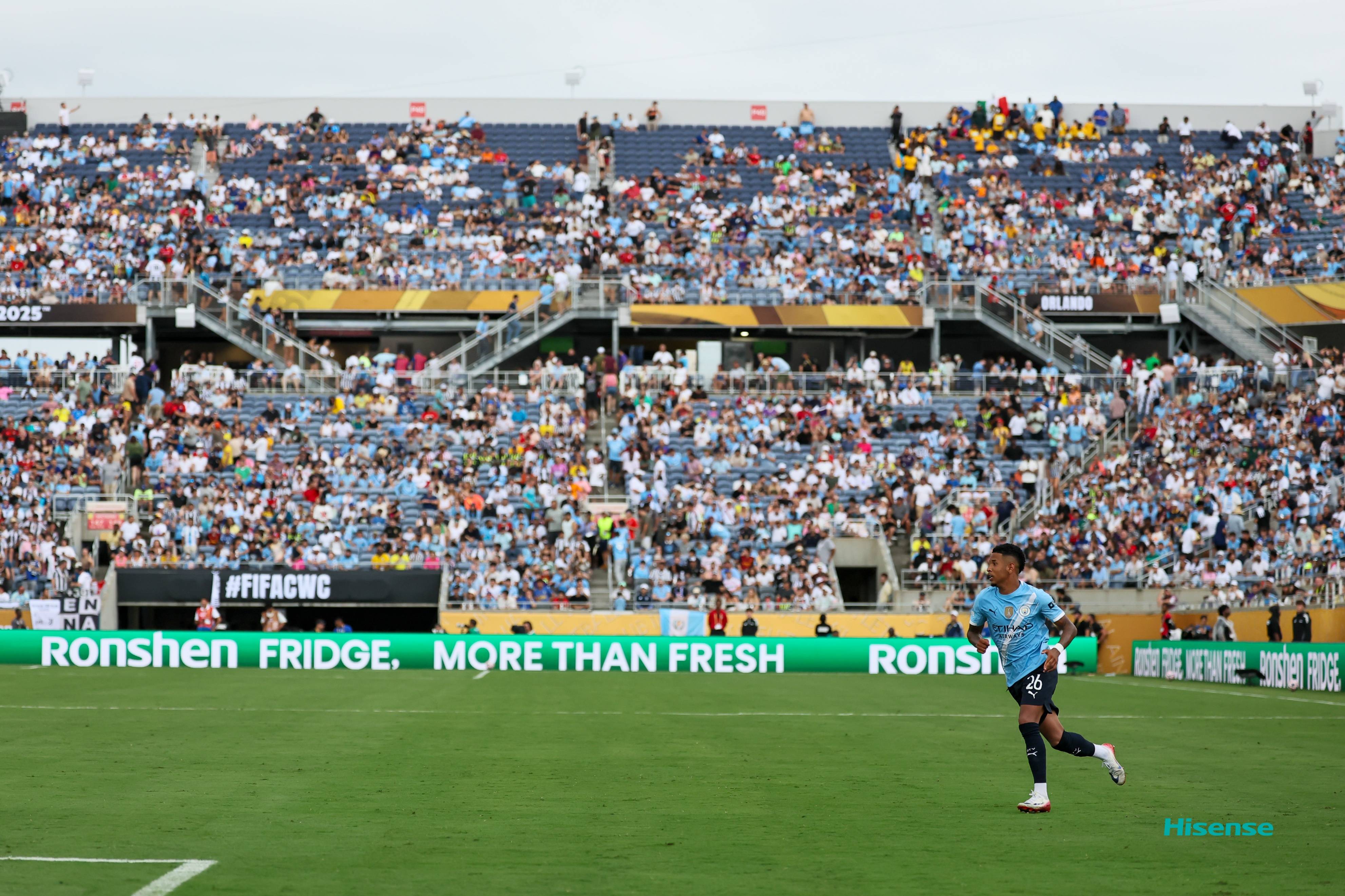 哈兰德在皇家马德里比赛中大比分获胜，大比分获胜引发热议！