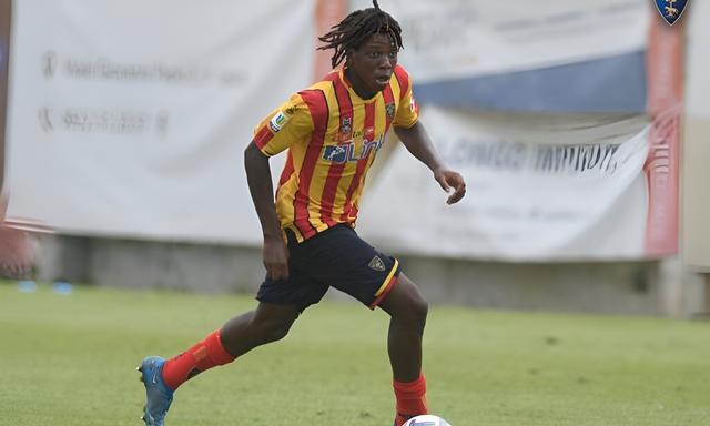 Doinb新星晋级下一阶段表现突出，巴塞罗那前途光明！