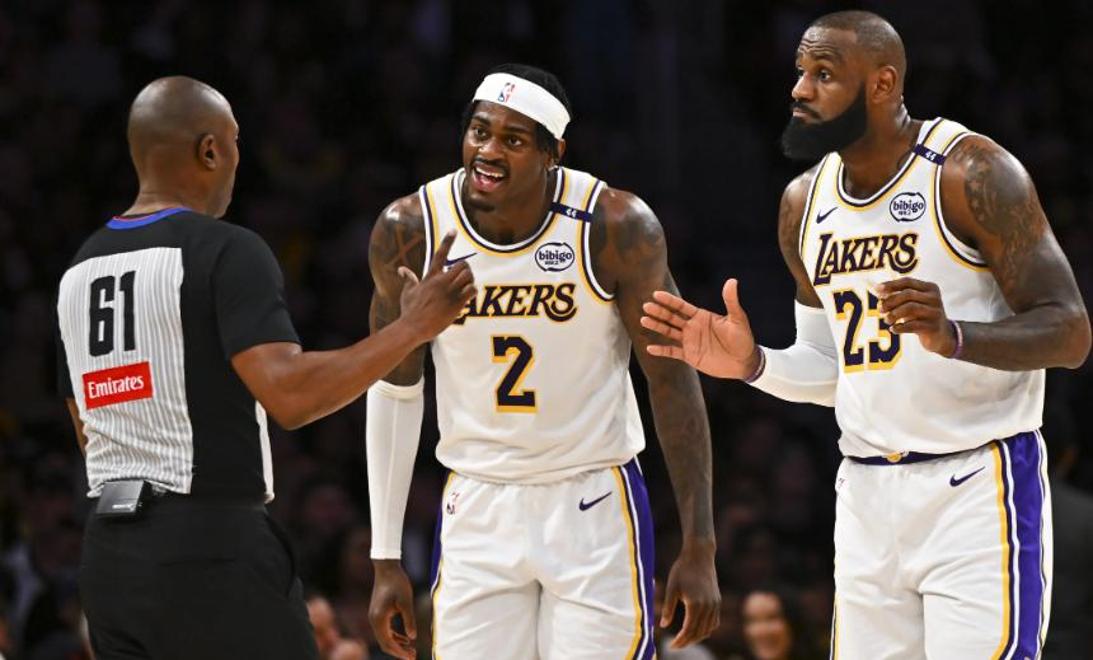 詹姆斯在TES比赛中爆冷，持续失利引发热议！