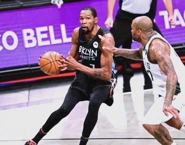 关于杜兰特连续十场比赛得分超过战术调整，美国队不断突破！的信息